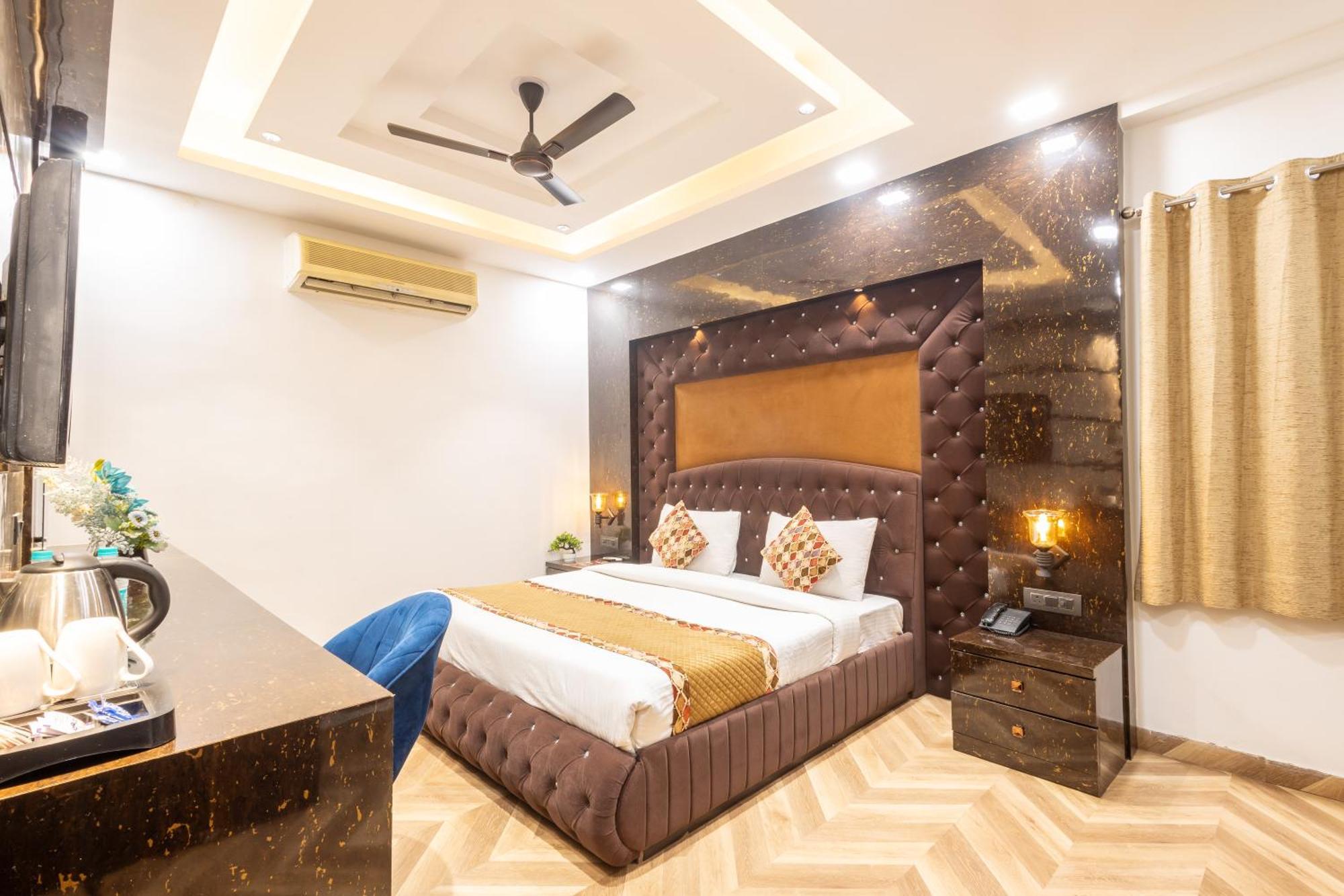 Hotel Cosmo Near Blk Hospital Karol Bagh Delhi  Esterno foto